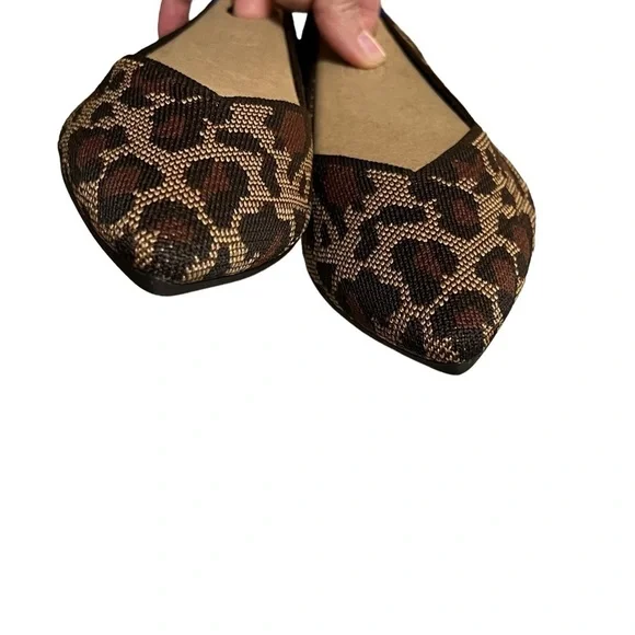 New in Box Rothy’s the Point Ballet Flat Slip On Shoe in Mocha Spot Animal 10.5 - Picture 3 of 11